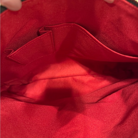 Elegant  Brown Checkered Shoulder Bag - Picture 7 of 11